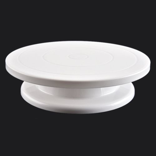 Plastic turn table